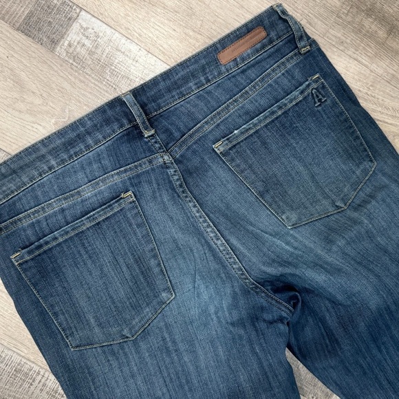 Articles of Society distressed medium wash skinny ❤️ - Picture 5 of 8